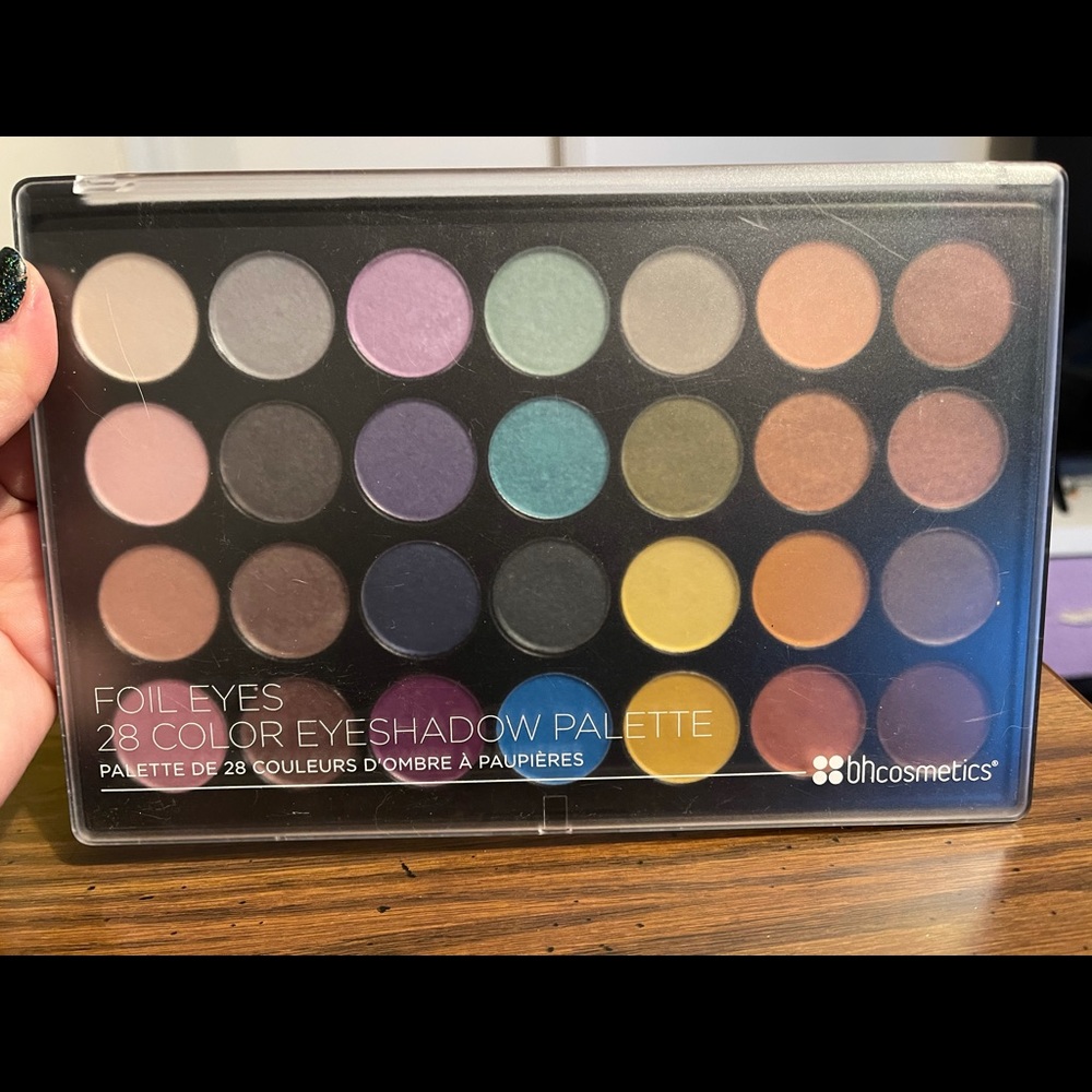 BH Cosmetics Foil Eyes palette ✨